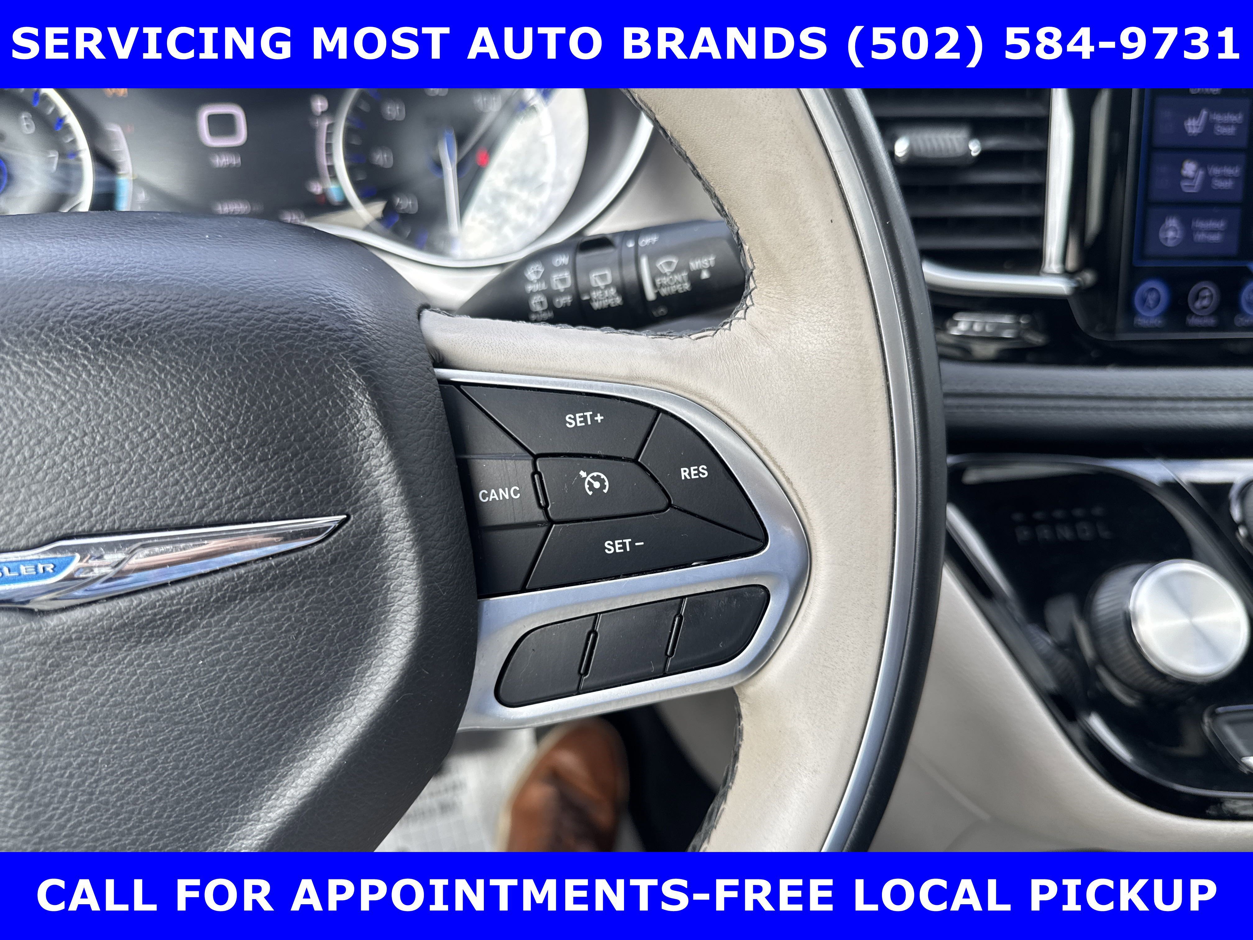 Used 2017 Chrysler Pacifica Limited image 40