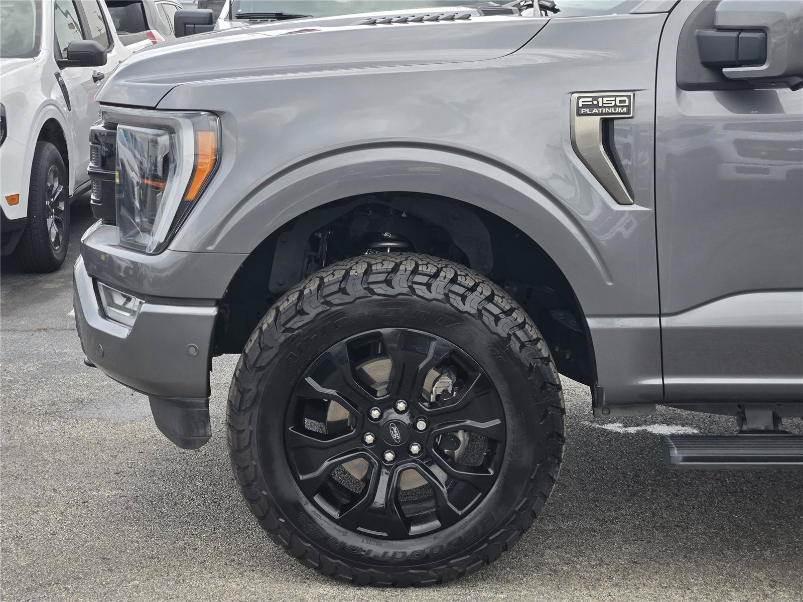 Certified 2023 Ford F150 Platinum w/ Equipment Group 701A High AWD/4WD image 9