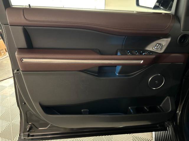 Certified 2023 Ford Expedition Limited RWD image 18