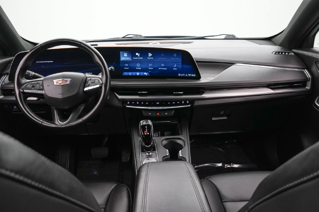 Used 2025 Cadillac XT4 Premium Luxury FWD image 14