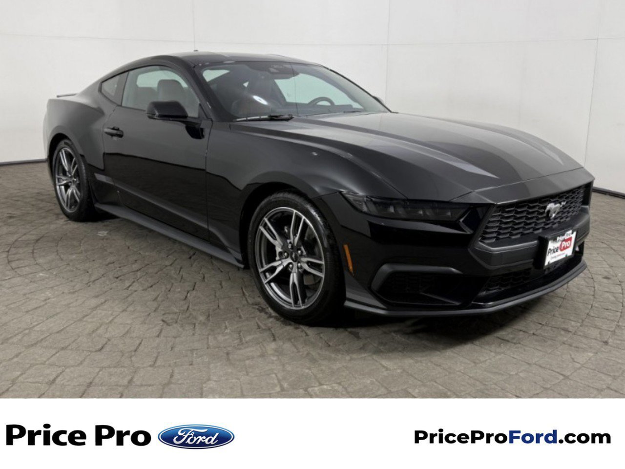 Certified 2025 Ford Mustang Premium image 5