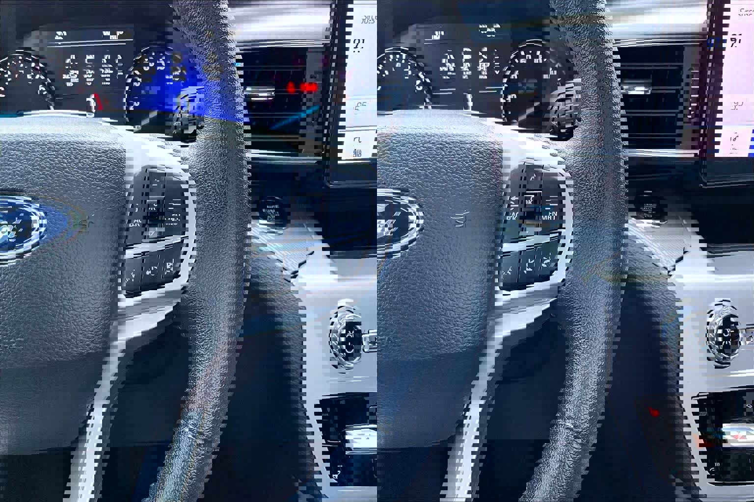 Certified 2022 Ford Explorer XLT w/ Equipment Group 202A image 26