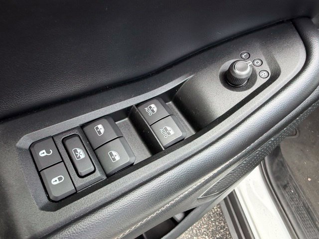 Used 2021 Jeep Grand Cherokee L Laredo AWD/4WD image 24