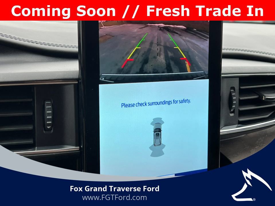 Certified 2023 Ford Explorer Platinum w/ Technology Package AWD/4WD image 31