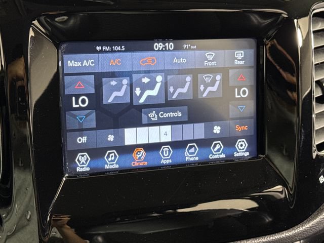 Used 2018 Jeep Compass Latitude w/ Popular Equipment Group AWD/4WD image 36