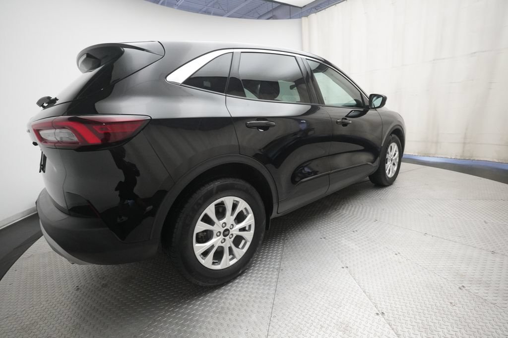 Certified 2023 Ford Escape Active FWD image 35
