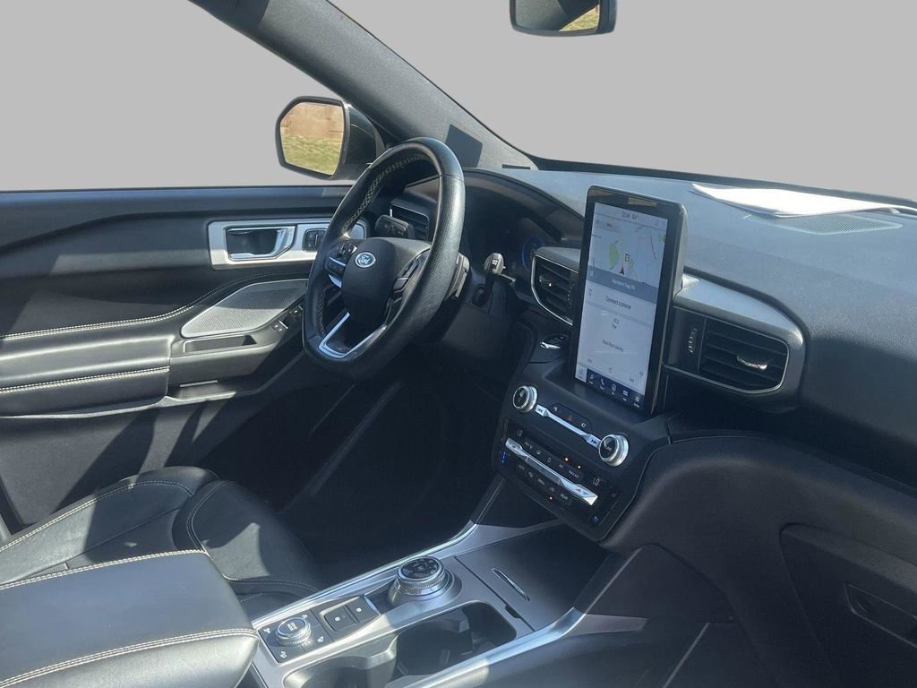 Certified 2020 Ford Explorer ST w/ Premium Technology Package image 15