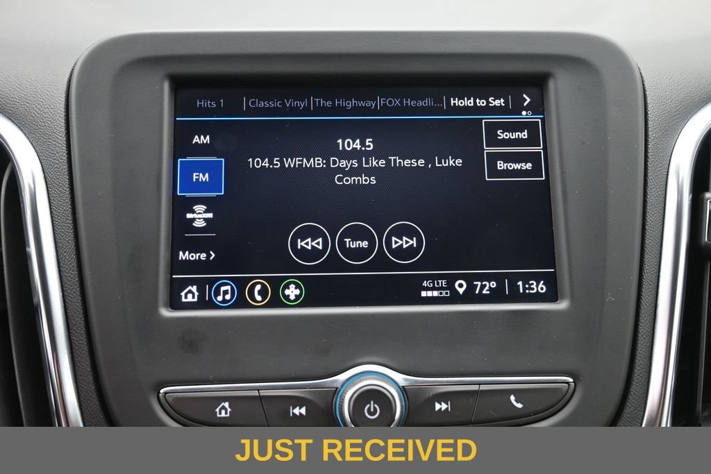 Used 2022 Chevrolet Equinox LT w/ Driver Convenience Package AWD/4WD image 11