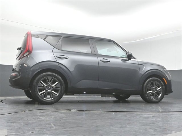 Used 2021 Kia Soul EX image 16