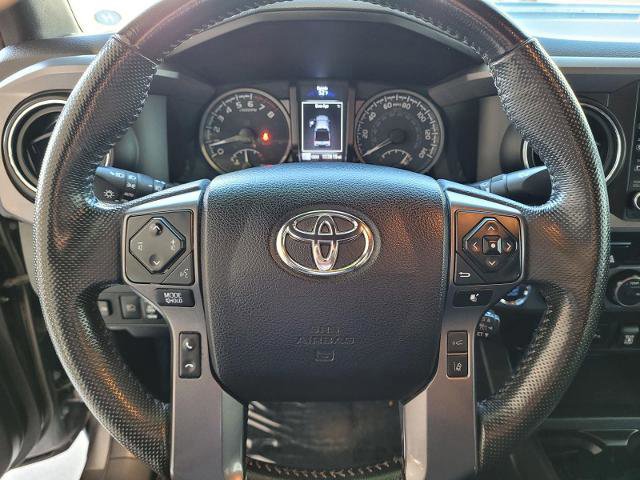 Used 2022 Toyota Tacoma TRD Sport AWD/4WD image 30