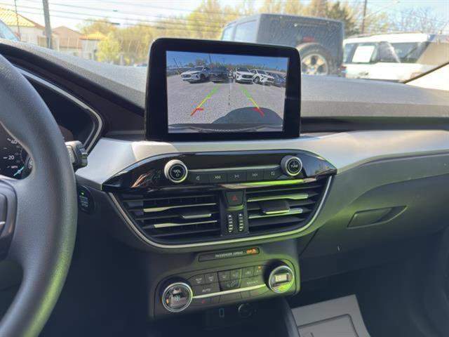 Certified 2020 Ford Escape SE image 29