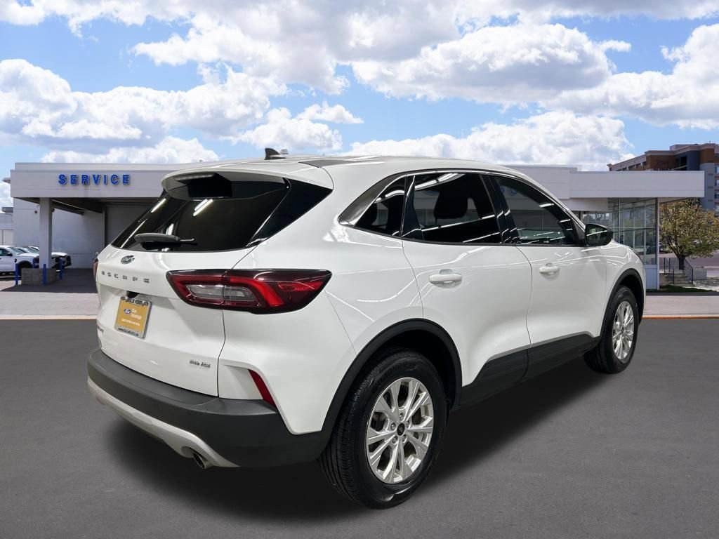 Certified 2024 Ford Escape Active image 3