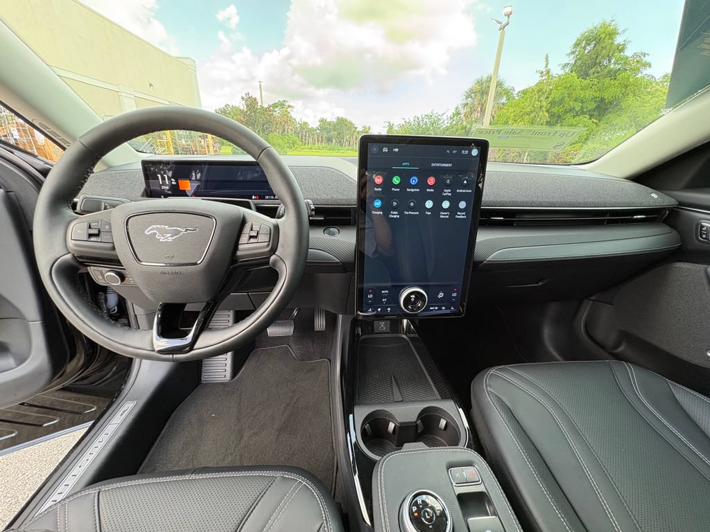 Certified 2023 Ford Mustang Mach-E Premium RWD image 7