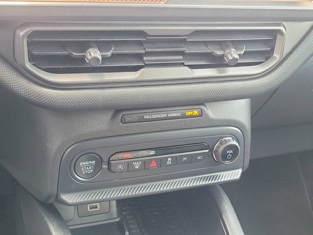 Certified 2025 Ford Bronco Sport Outer Banks w/ Outer Banks Tech Package+ AWD/4WD image 14