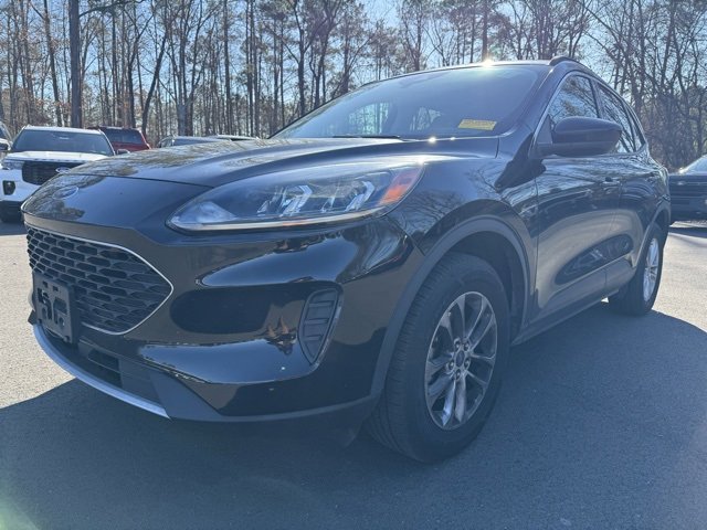 Certified 2021 Ford Escape SE w/ Cold Weather Package image 1