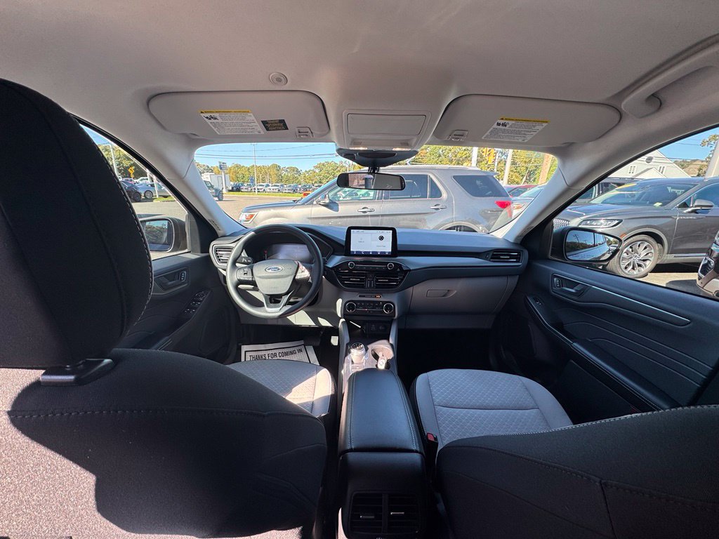 Certified 2025 Ford Escape Active FWD image 13