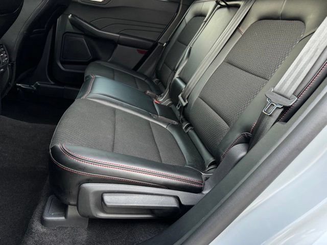 Certified 2025 Ford Escape ST-Line Select AWD/4WD image 11