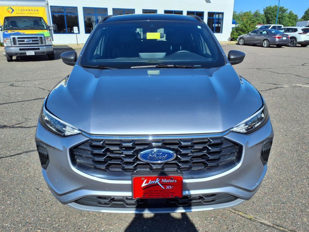 Certified 2024 Ford Escape ST-Line w/ Tech Pack #1 image 8