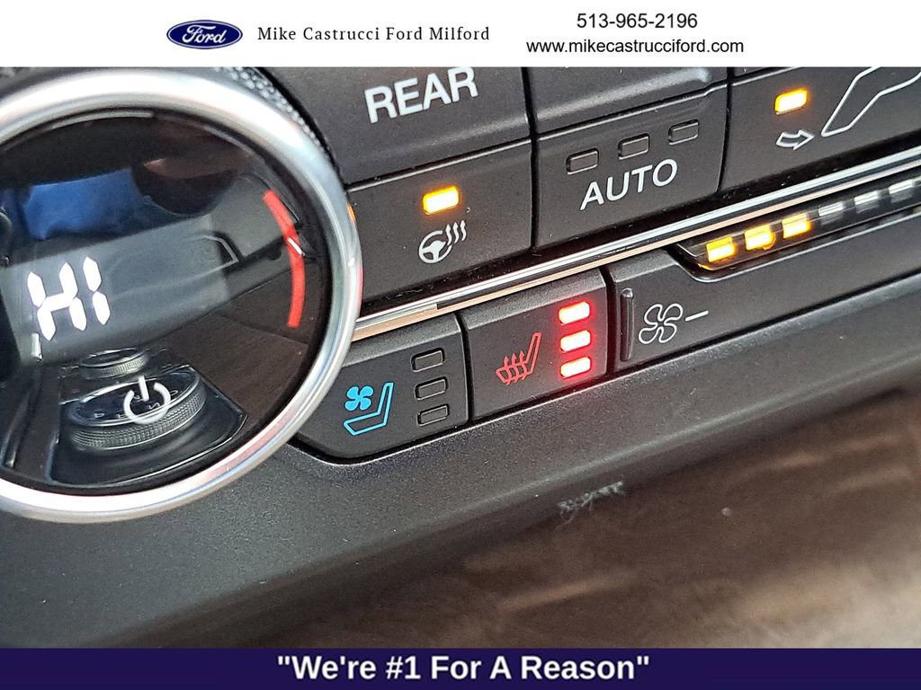 Certified 2019 Ford Expedition Platinum image 18