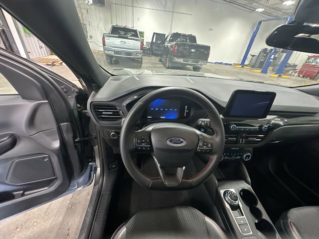 Certified 2025 Ford Escape ST-Line FWD image 15