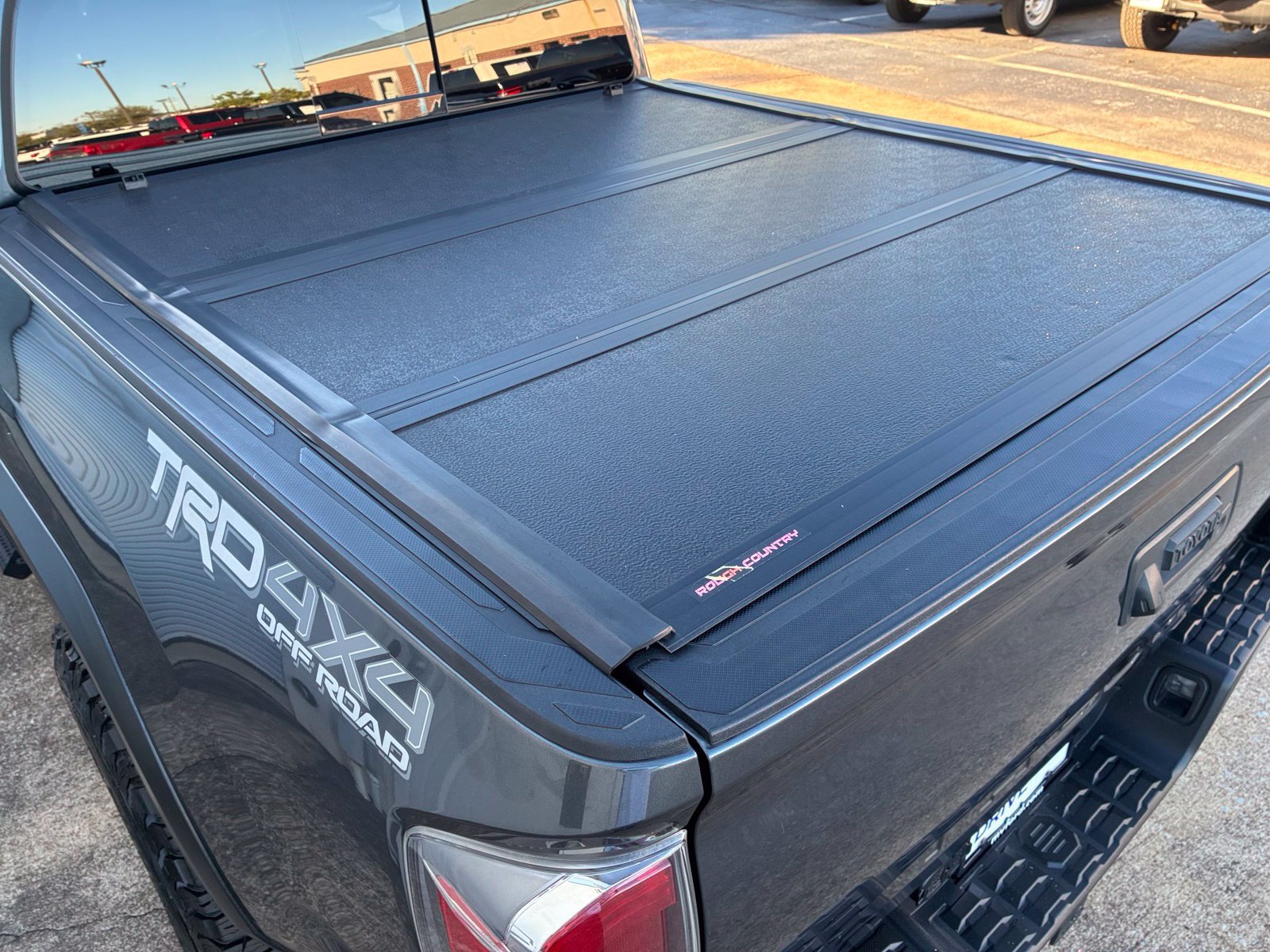 Used 2020 Toyota Tacoma TRD Off-Road AWD/4WD image 13
