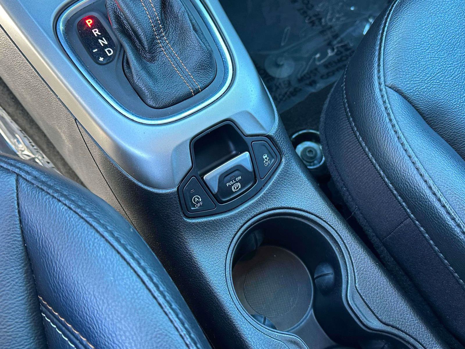 Used 2020 Jeep Compass Latitude w/ Cold Weather Group image 30