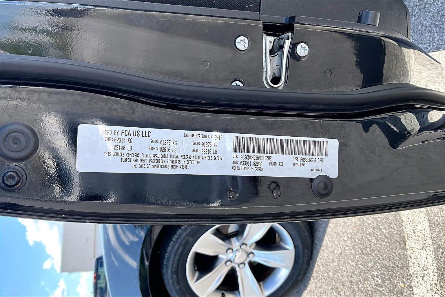 Used 2017 Dodge Charger SXT RWD image 18