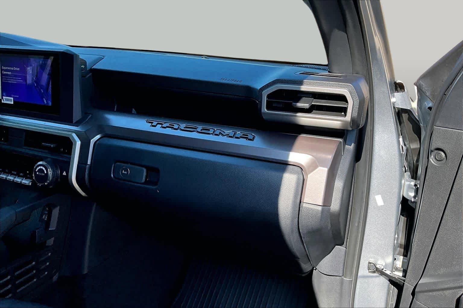 Used 2025 Toyota Tacoma SR5 RWD image 19