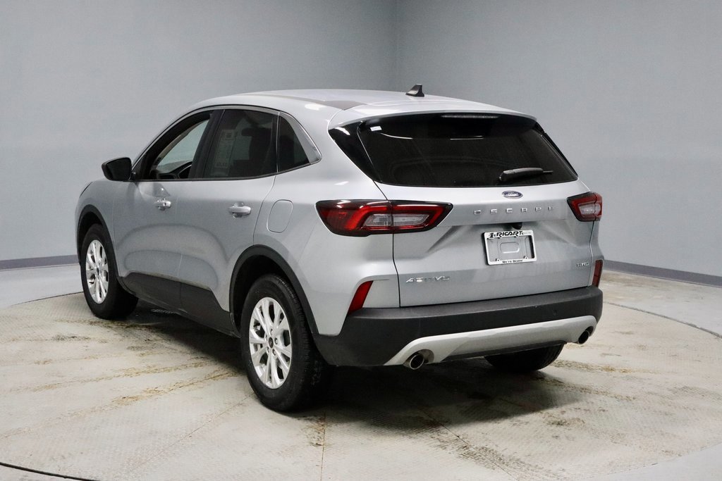Certified 2024 Ford Escape Active w/ Tech Pack #1 image 3