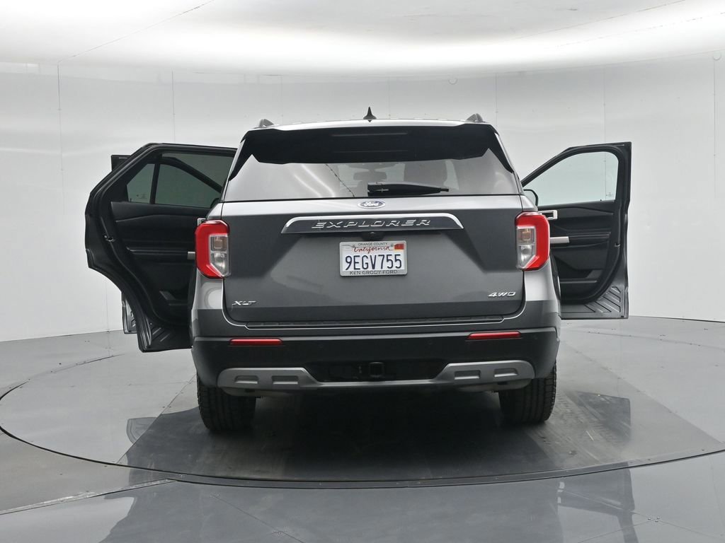 Certified 2022 Ford Explorer XLT w/ Equipment Group 202A image 58