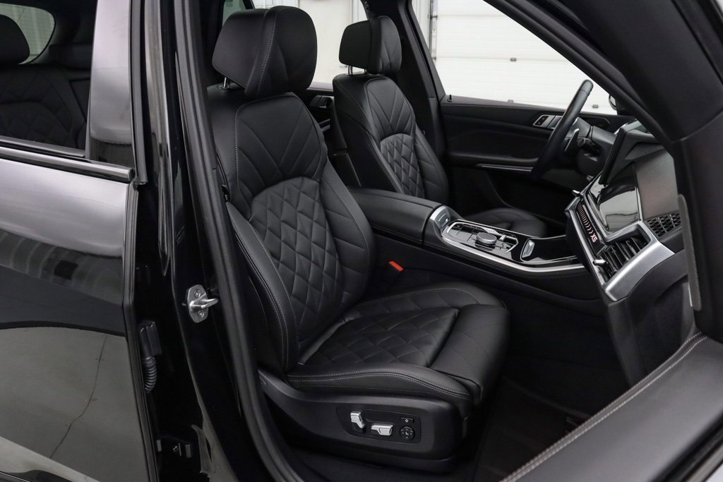 Used 2024 BMW X5 sDrive40i w/ M Sport Package image 25