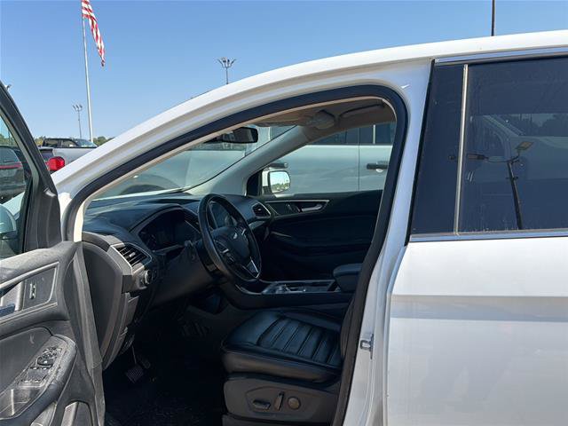 Certified 2024 Ford Edge SEL AWD/4WD image 5