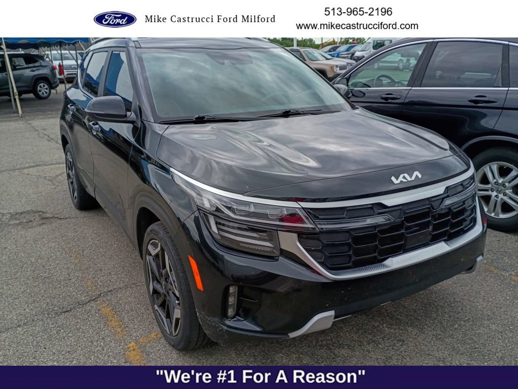Used 2024 Kia Seltos SX w/ SX Sunroof Package AWD/4WD image 2
