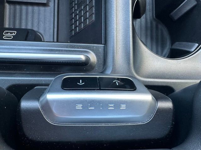 Certified 2025 Ford Expedition Platinum image 25