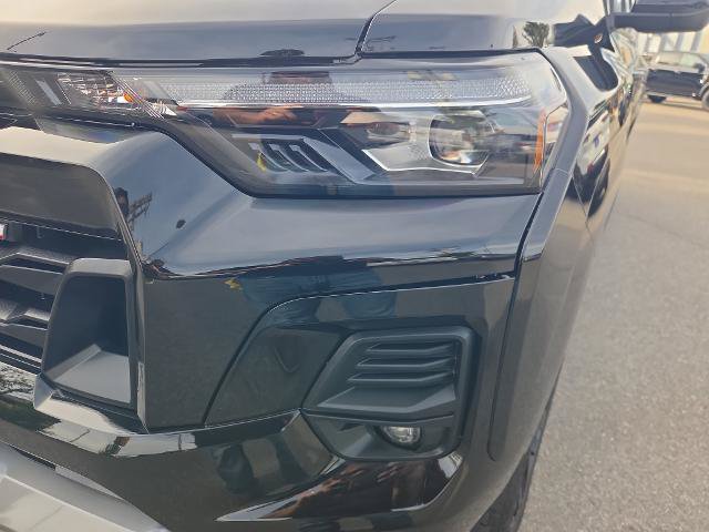 Used 2024 Chevrolet Colorado Z71 w/ Safety Package AWD/4WD image 24