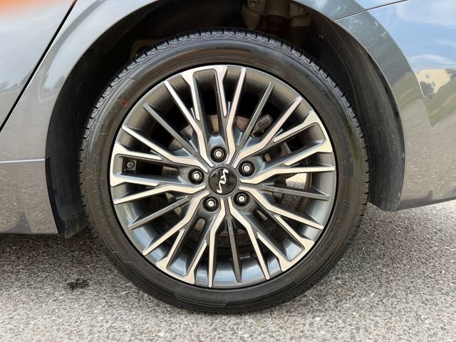 Used 2022 Kia Forte GT-Line w/ GT-Line Premium Package FWD image 15