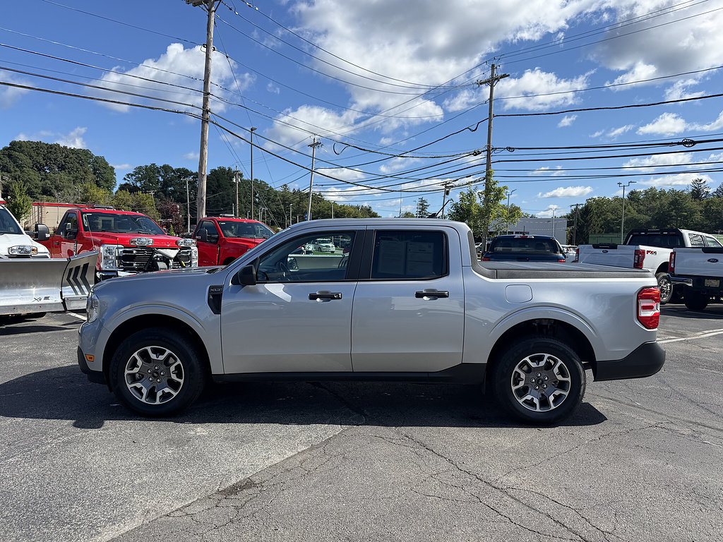 Certified 2024 Ford Maverick XLT w/ Equipment Group 300A Standard AWD/4WD image 3