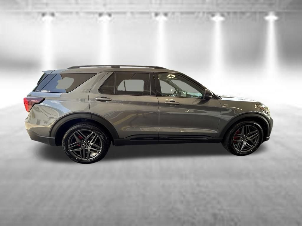 Certified 2026 Ford Explorer ST-Line w/ ST-Line Street Pack RWD video 3