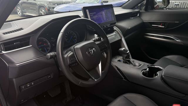 Used 2023 Toyota Venza XLE AWD/4WD image 9