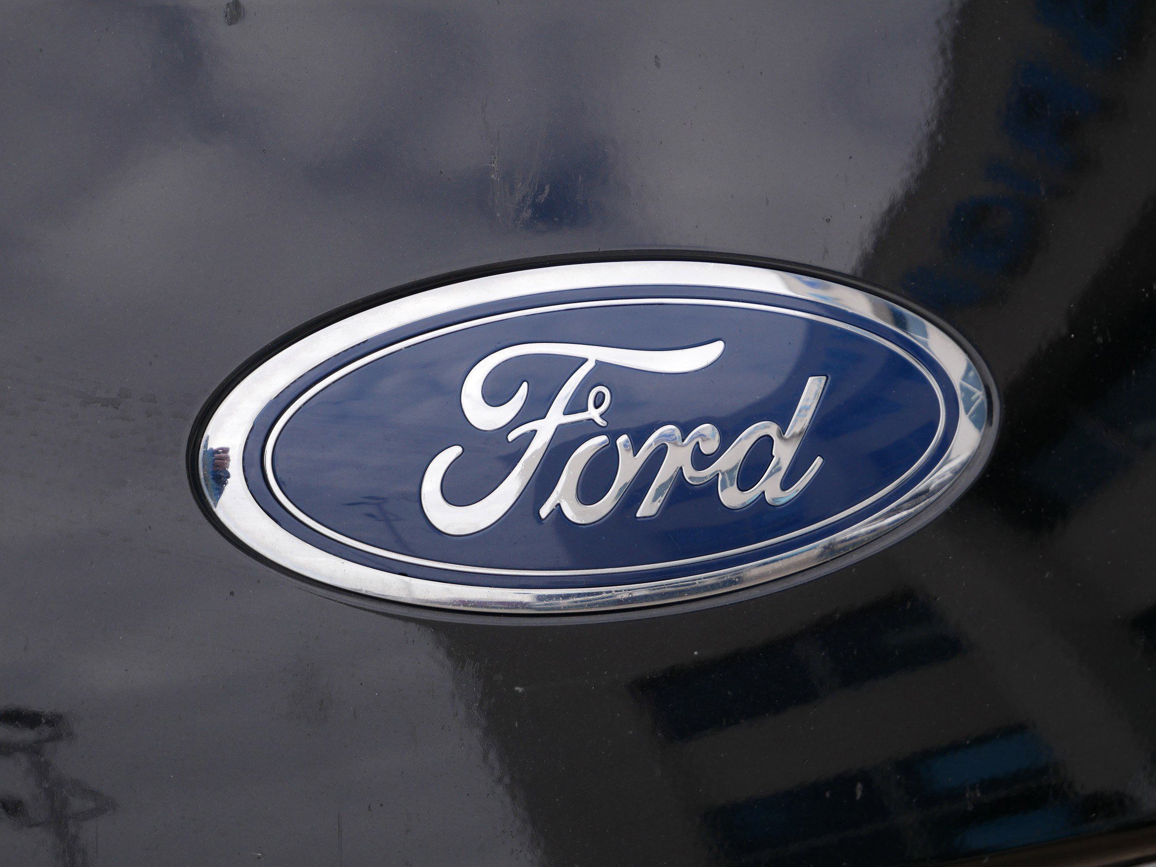 Certified 2020 Ford Escape Titanium image 7