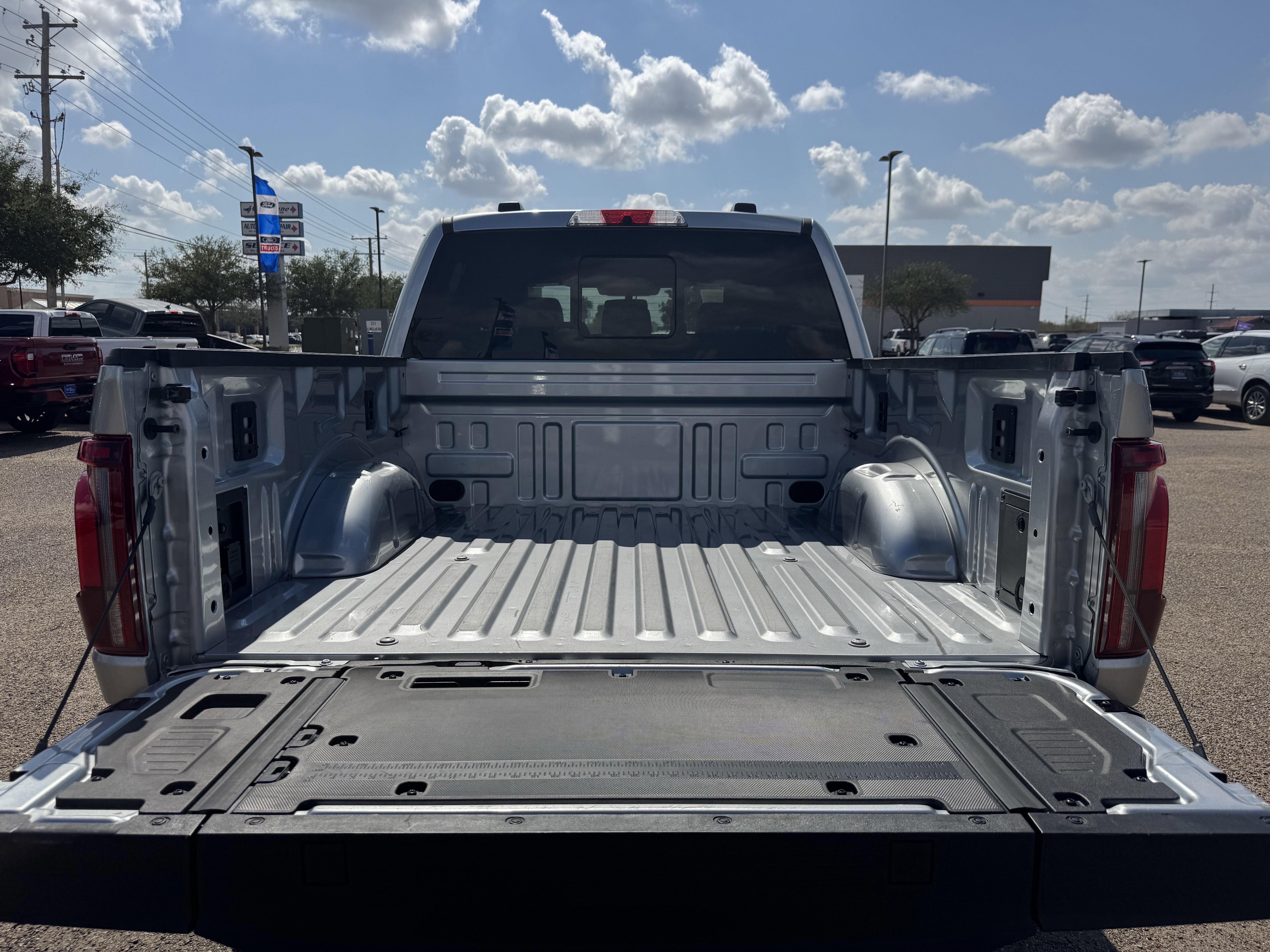 Certified 2025 Ford F150 Platinum w/ Equipment Group 702A High image 28