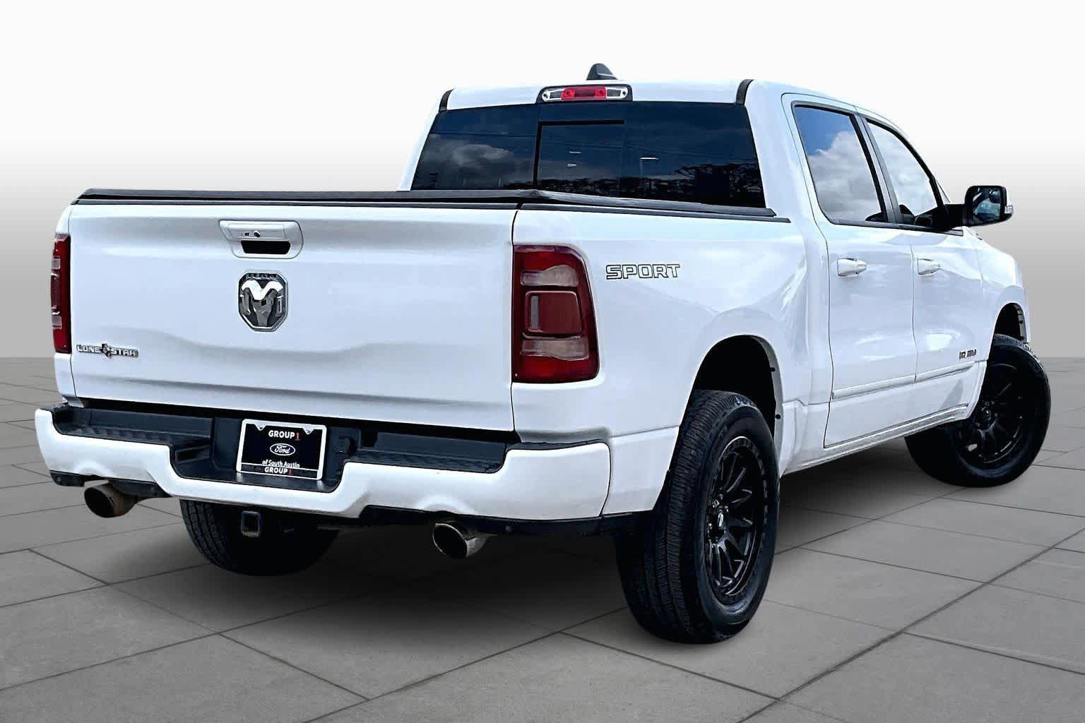 Used 2019 RAM 1500 Big Horn RWD image 3