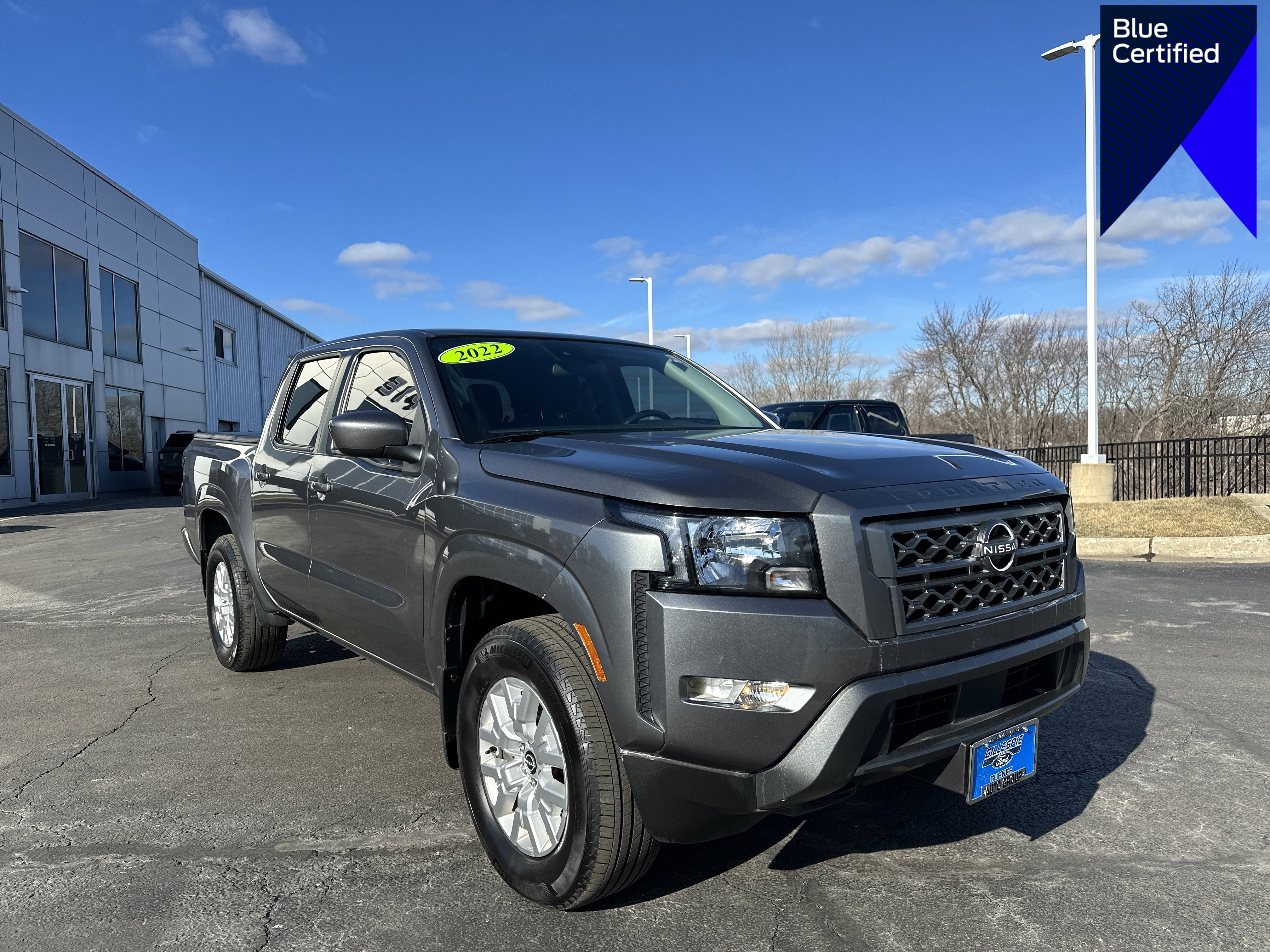 Used 2022 Nissan Frontier SV video 1