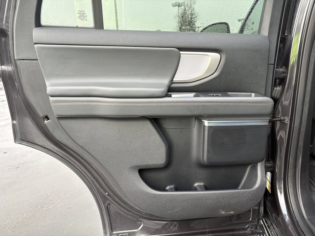 Certified 2025 Ford Expedition Active image 35