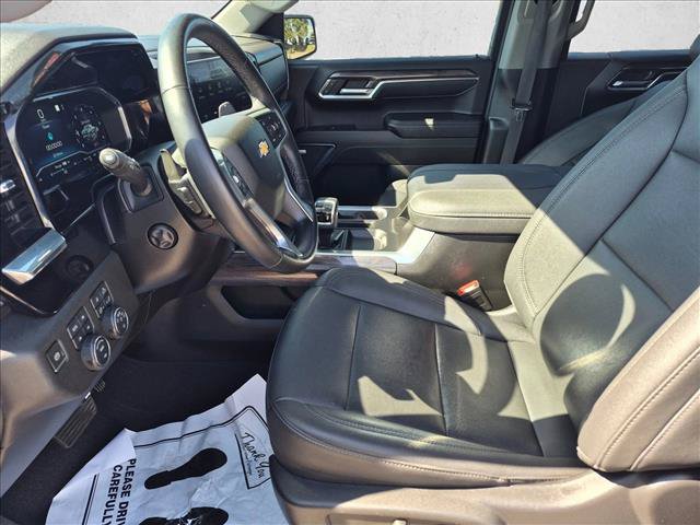 Used 2023 Chevrolet Silverado 1500 LTZ w/ LTZ Premium Package AWD/4WD image 11