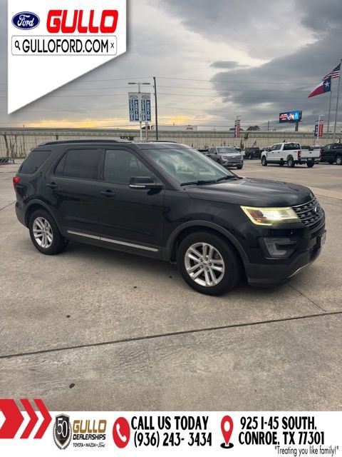 Certified 2017 Ford Explorer XLT w/ Equipment Group 202A FWD image 2