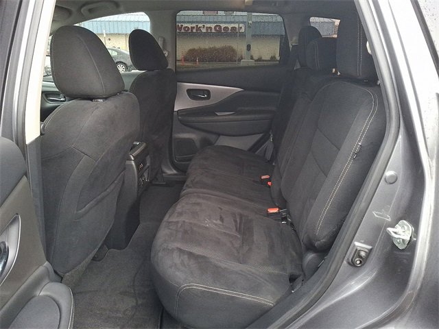 Used 2019 Nissan Murano S image 9