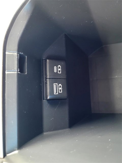 Used 2023 Toyota Camry LE image 20