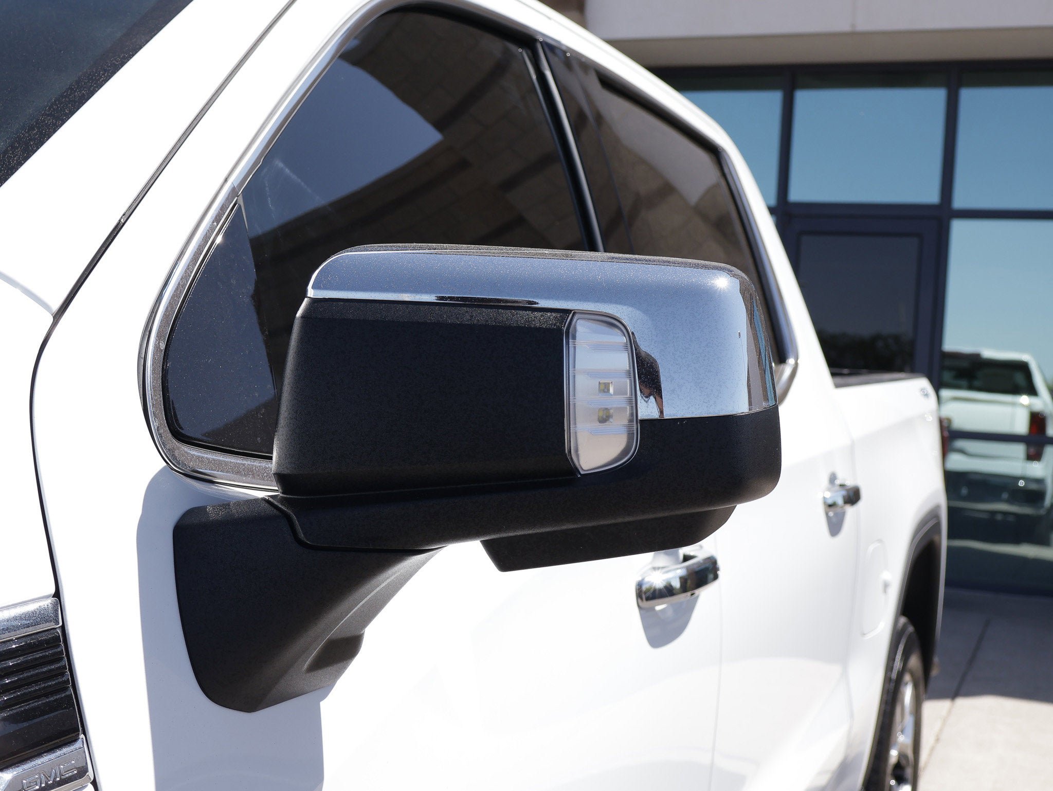 Used 2024 GMC Sierra 1500 SLT w/ SLT Premium Plus Package AWD/4WD image 15