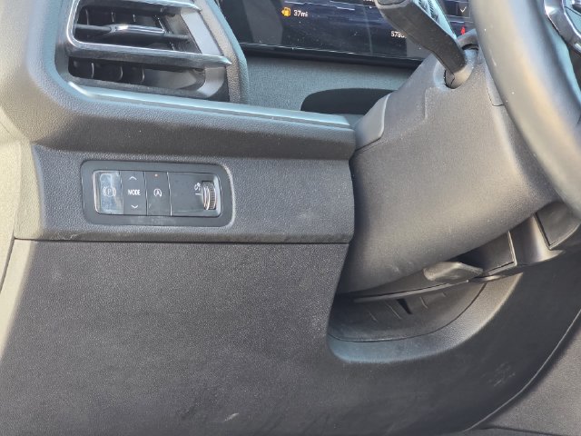 Used 2024 Chevrolet Traverse LS FWD image 22